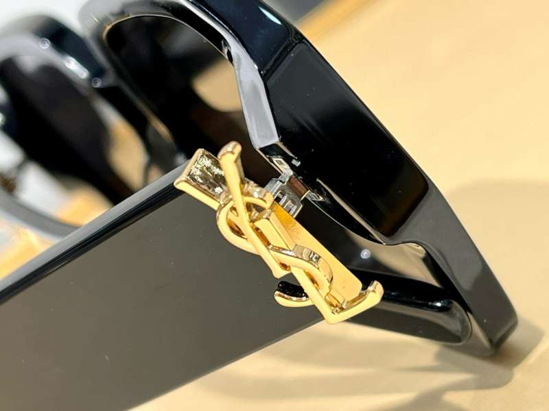 Picture of YSL Sunglasses _SKUfw56609539fw